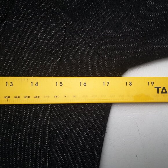 The North Face Ladies Size XS Black Faux Fur Lined Jacket with Hood - Picture 11 of 14